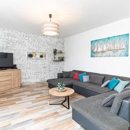 Apartment Sea Stone House 2 *