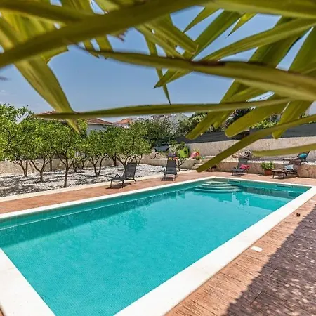Apartment Sea Stone House 2 Trogir
